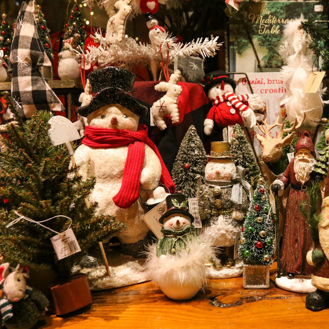 there-are-range-of-christmas-gifts